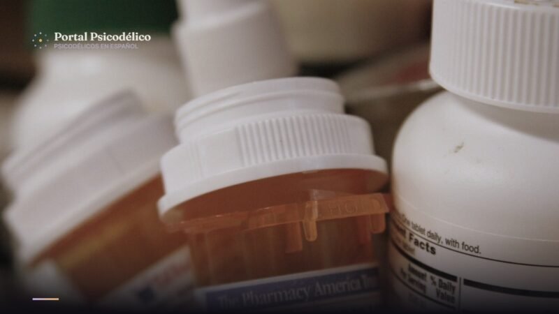 Placebo psicodélico: frascos de medicación usados en ensayos clínicos